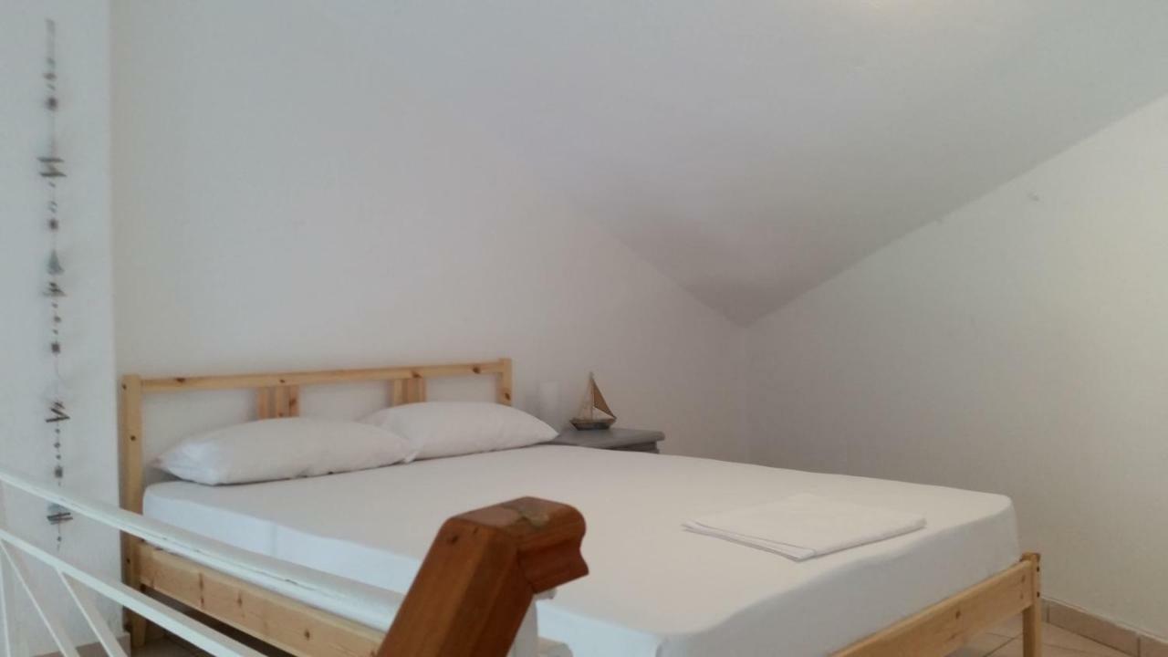 Amparoudes Appartement Kriopigi Buitenkant foto